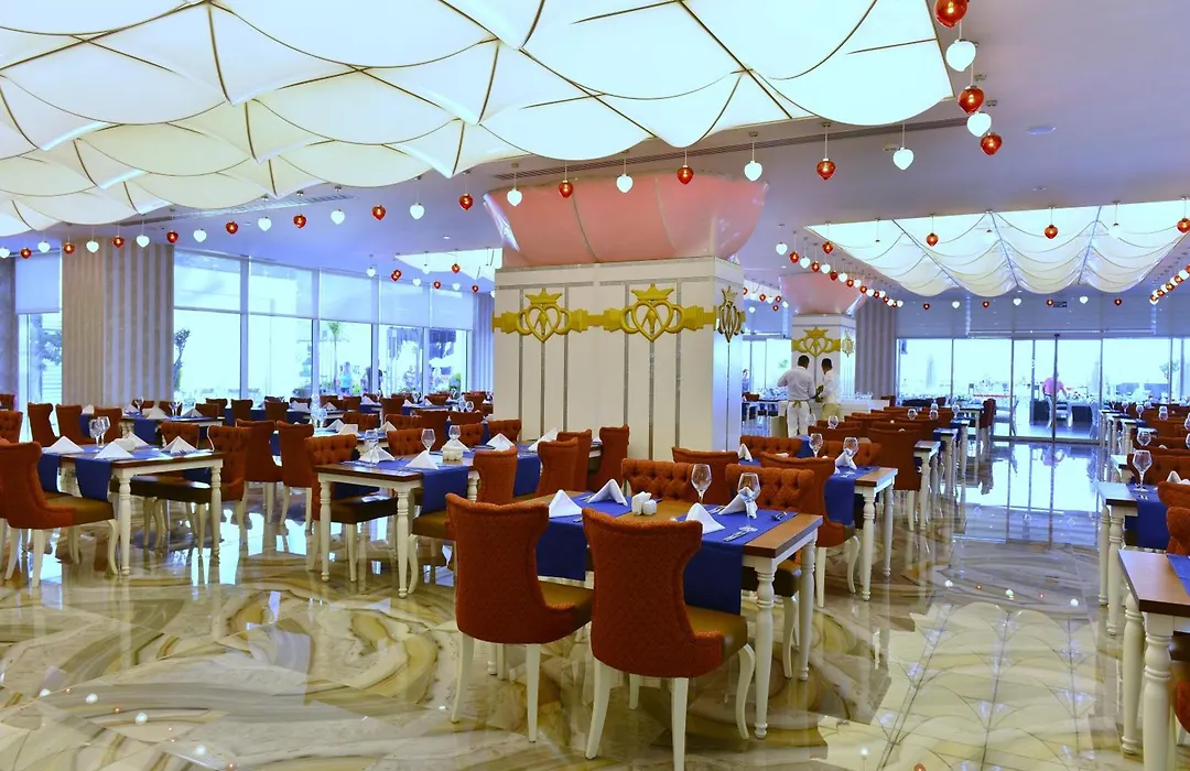 Azura Deluxe Resort & Spa-1